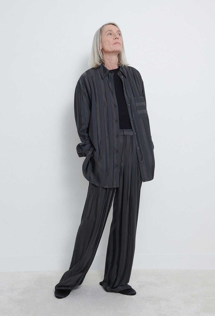 Vetements Loulou Studio | Pantalon Large En Satin Fluide Siaro Gris Anthracite